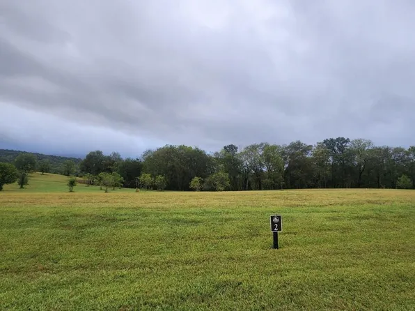 2 Riverbend Trl, Dunlap, TN 37327