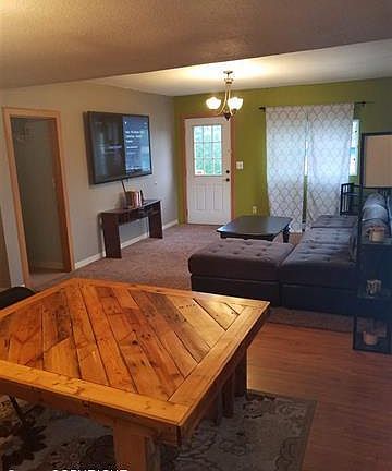 5th image of 1417 Laurene St