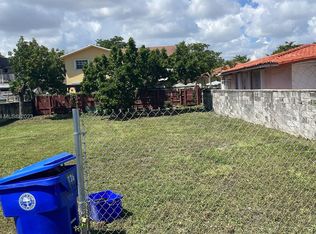 736 NW 22nd Pl, Miami, FL 33125