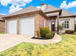 112 Phelps Dr, Youngsville, LA 70592