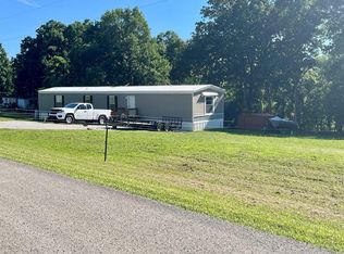 7411 Johnson Mill Rd, Hopkinsville, KY 42240