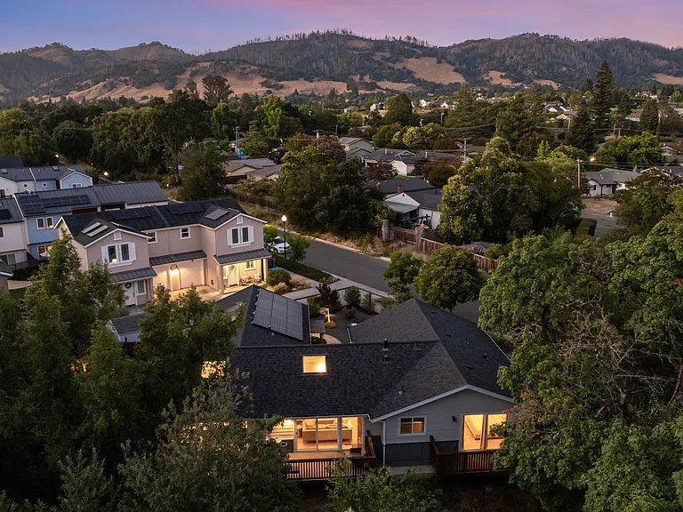 88 Calistoga Rd — Photo 88