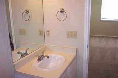 5th image of 1805 Golden Pheasant Dr