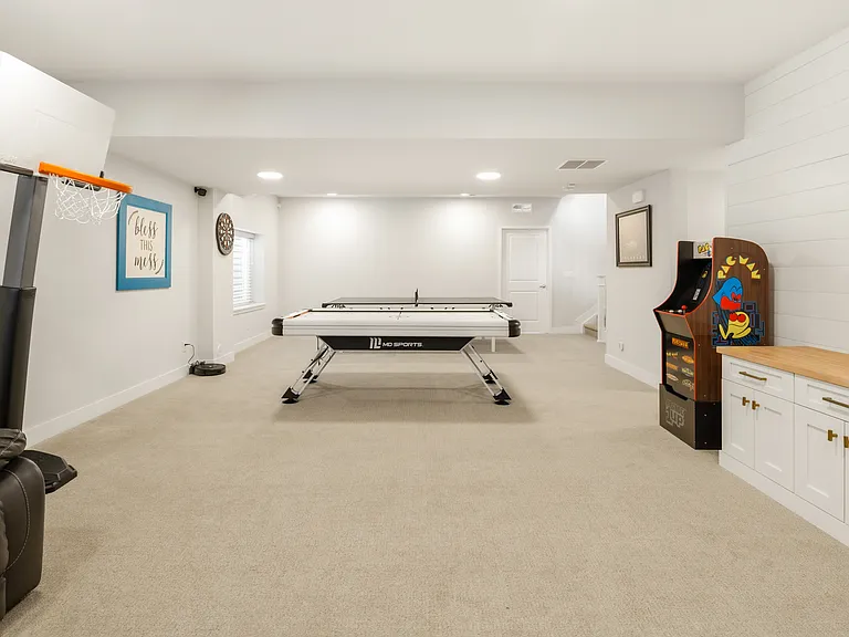 9529 Orchard Way — Photo 40
