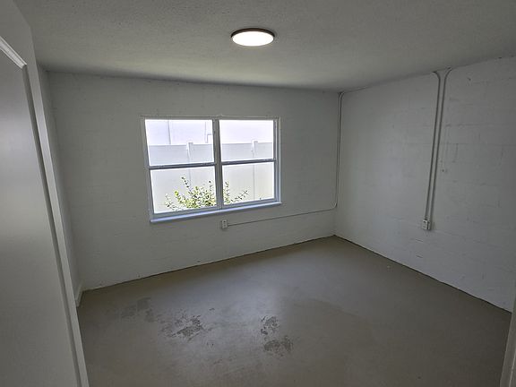 5th image of 144 116th Ave APT 102