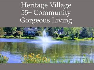 63 Heritage Vlg #B, Southbury, CT 06488