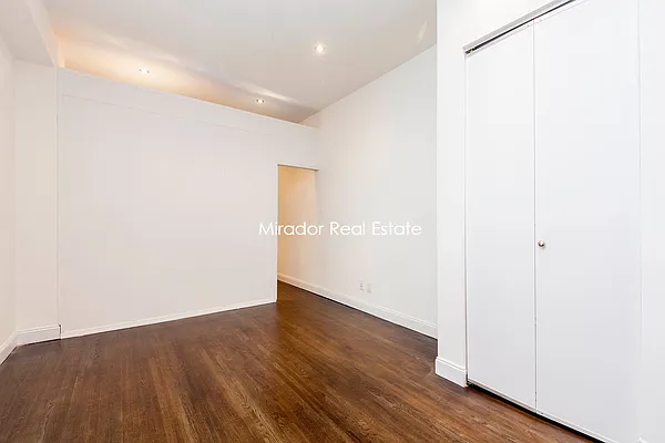 Rented by Mirador Real Estate | media 18