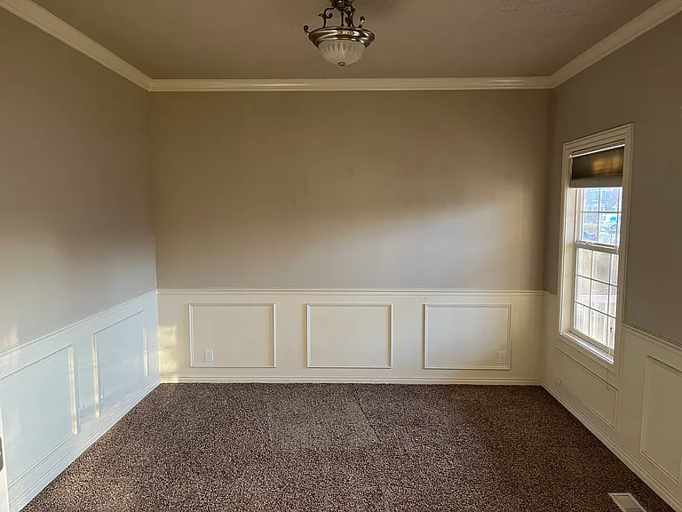 6120 N Heathrow Way — Photo 3