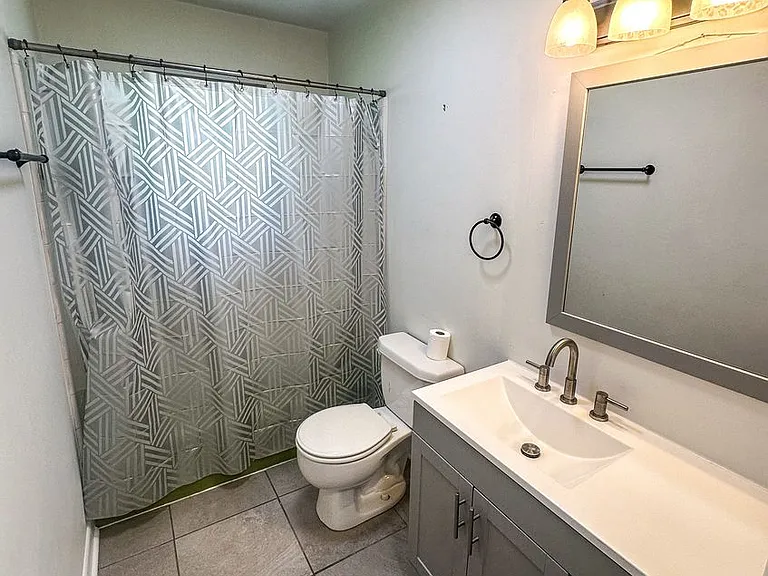 713 Tenikat St — Photo 31