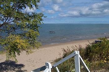 Deeded sandy beach easement just steps away