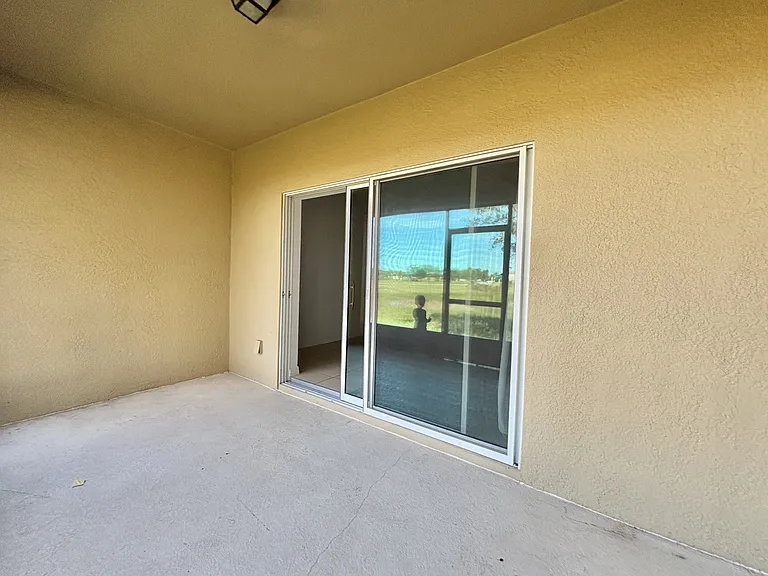 140 Primrose Dr — Photo 12