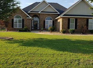283 Hathersage Dr, Kathleen, GA 31047