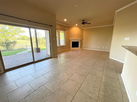5th image of 2310 Eagle Ln
