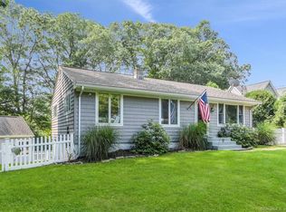 27 Forest Rd, Niantic, CT 06357