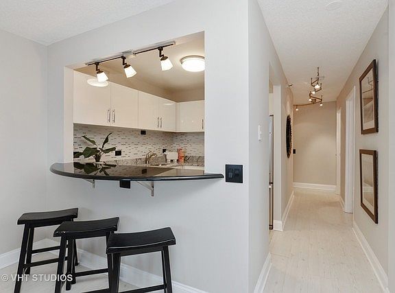 5th image of 3660 N Lake Shore Dr APT 3108