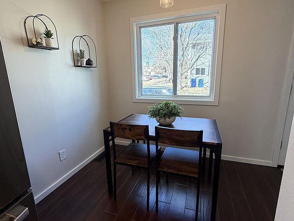 4th image of 410 Livingston Ave