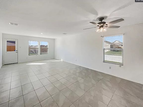 4th image of 369 Sun Bluff Rd