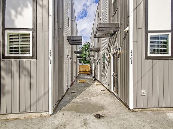 3rd image of 4701 Mixson Ave #B2
