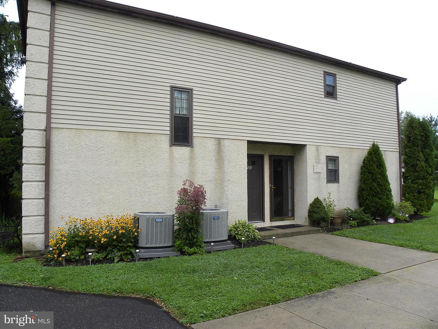 123 Dean Dr, Perkasie, PA 18944 Zillow