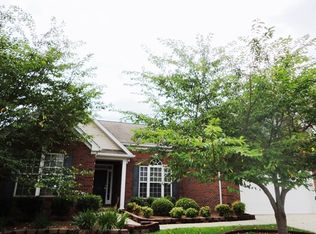 28 Smokehouse Dr, Simpsonville, SC 29681