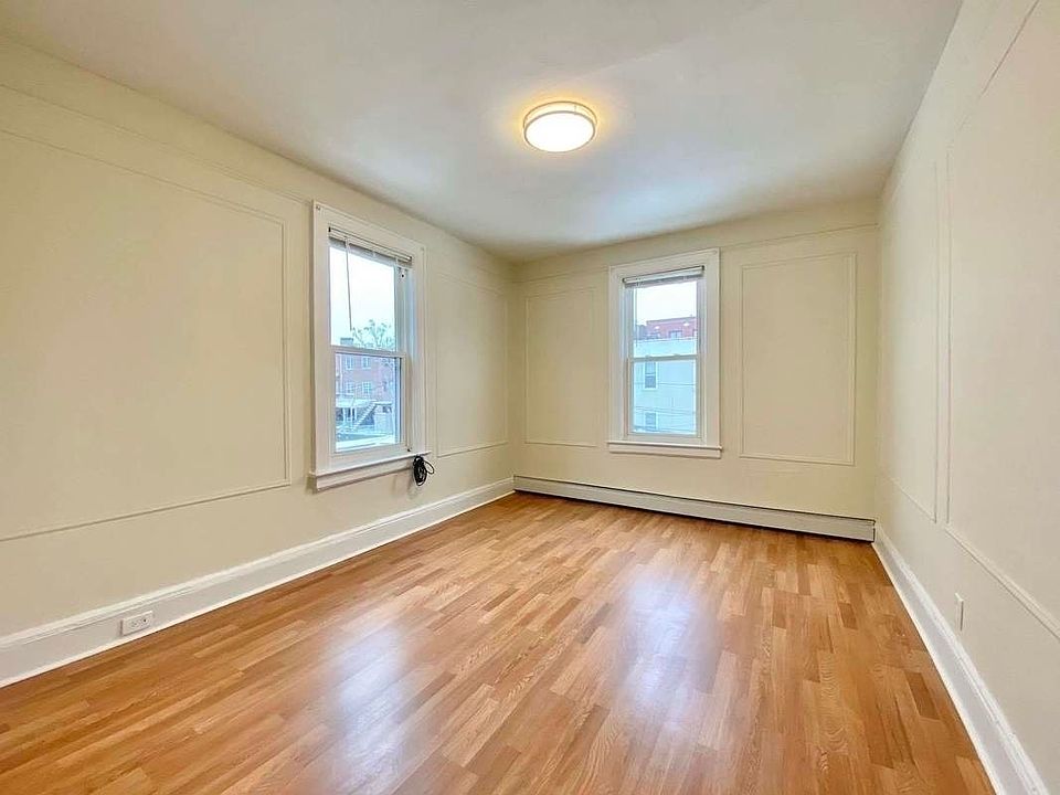 1st image of 24-36 42nd St #2B