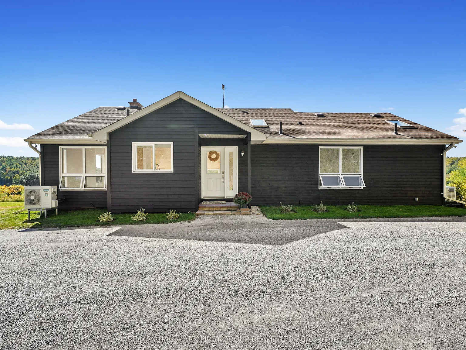 4 bed, $2,600 — Photo 3
