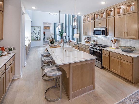 7th image of this home