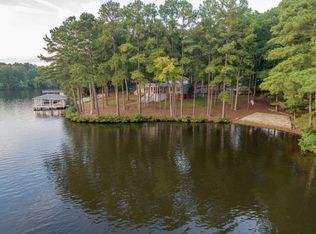 864 Poplar Creek Rd, Bracey, VA 23919