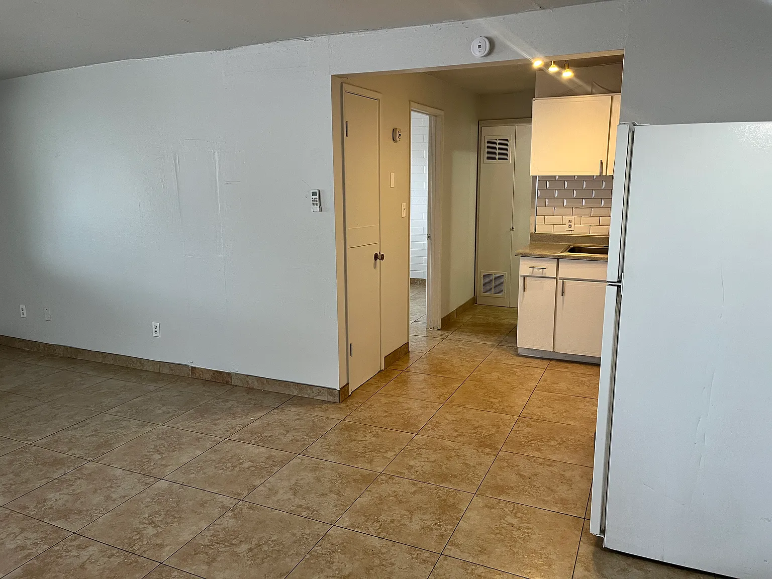 1 bed, 550 sqft, $795 — Photo 3