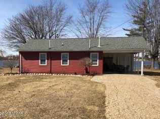 277 Paradise Island Dr, Coldwater, MI 49036