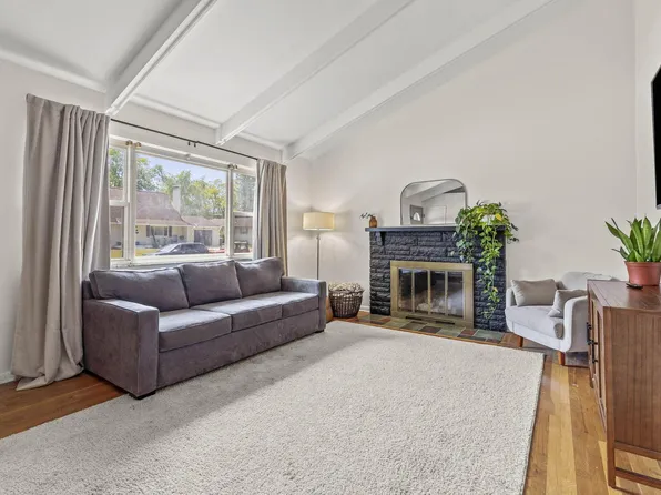 906 Farnham Rd, Columbus, OH 43220