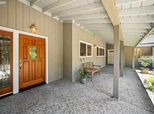 36 Valley View Dr, Orinda, CA 94563