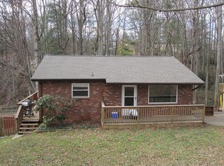 5 Rosemary Rd, Asheville, NC 28806