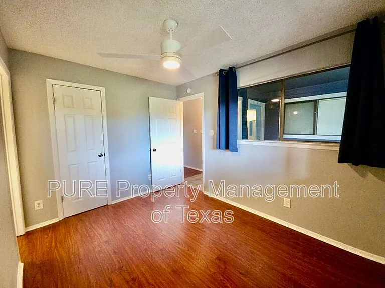2500 Burleson Rd #521 — Photo 14