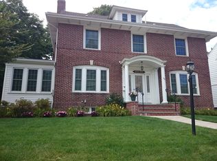 58 College Rd, Newton, MA 02467