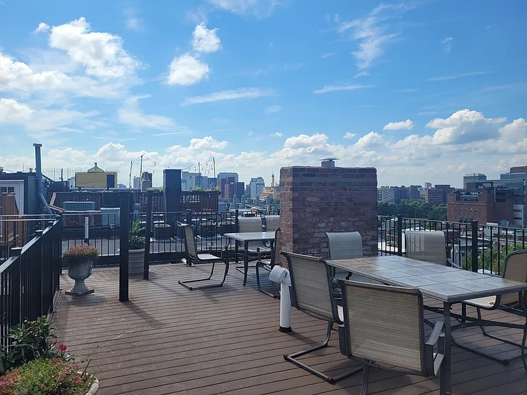 41 Revere St #3 — Photo 8