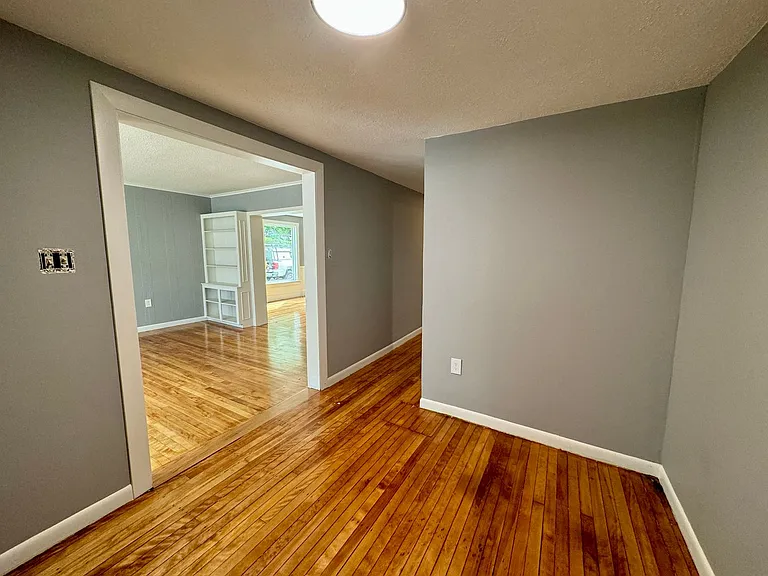 18-20 Norwood Street — Photo 7