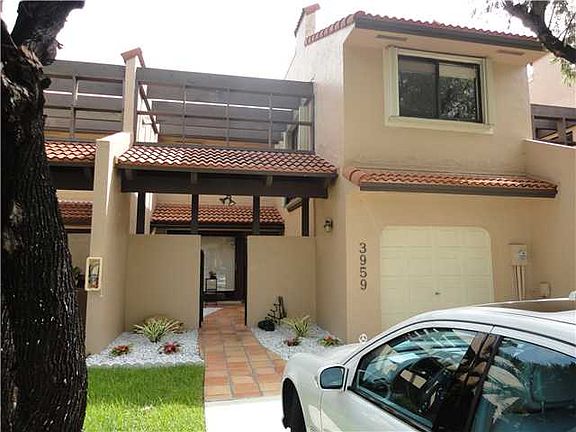 3rd image of 3959 Adra Ave