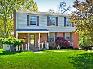 605 Surfside Dr, Pittsburgh, PA
