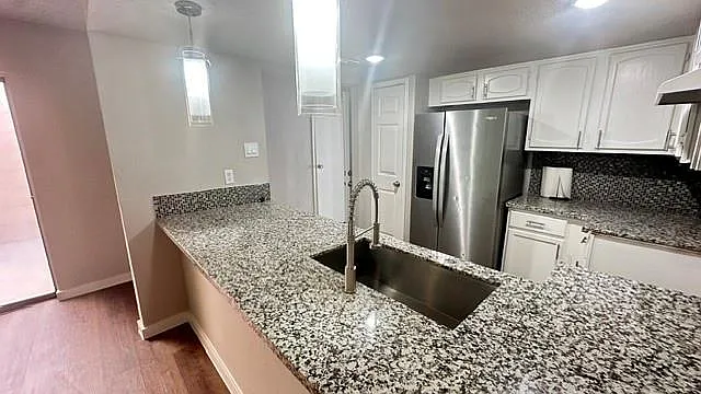 3 bed, 2.5 bath, 1516 sqft, $1,500 — Photo 4