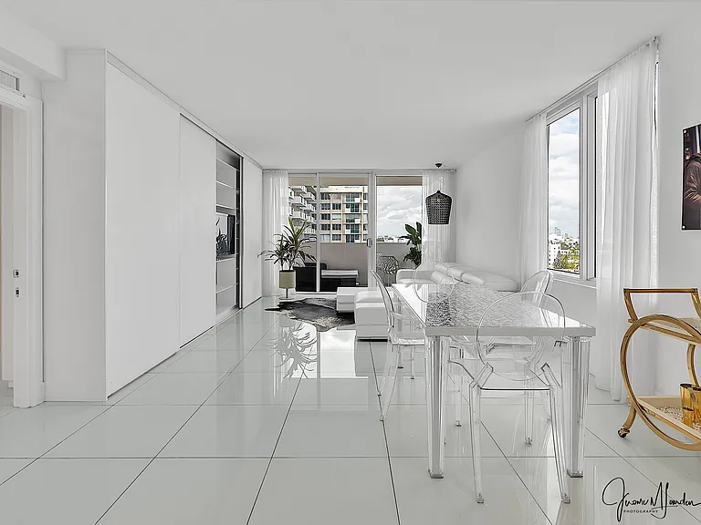 1100 West Ave #1102 — Photo 21