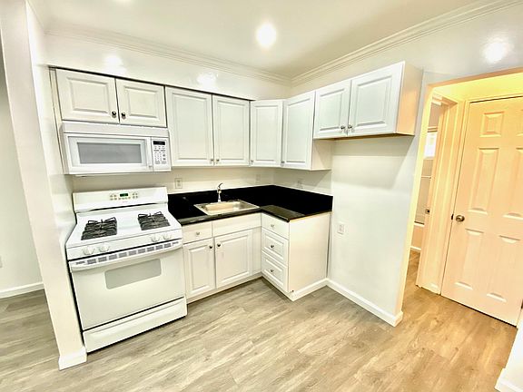 3rd image of 835 4th St #104