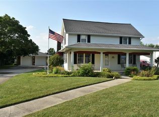 1026 W Auglaize St, Wapakoneta, OH 45895