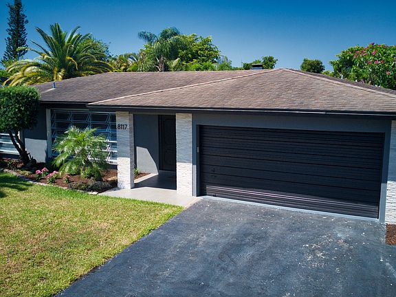 2nd image of 8117 NW 70th Ave