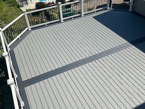 Trex Deck , 24x24, 2023