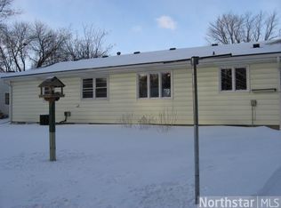 212 8th Ave SE, Waseca, MN 56093