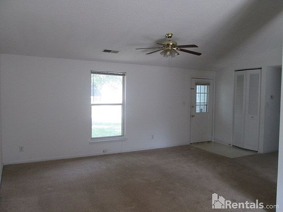 2nd image of 5918 Sunset Chase Ln