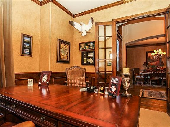 5th image of 800 Estes Park Ct