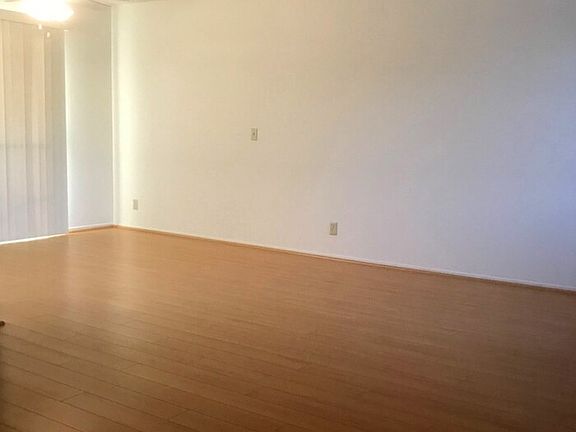 5th image of 3671 Veteran Ave APT 12