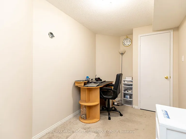 25 Pine Gate Pl — Photo 37
